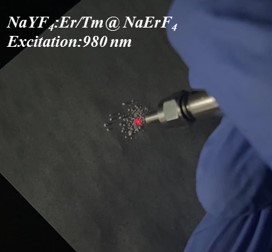 上转换材料32-NaYF4 :Er、Tm @ NaErF4 红
